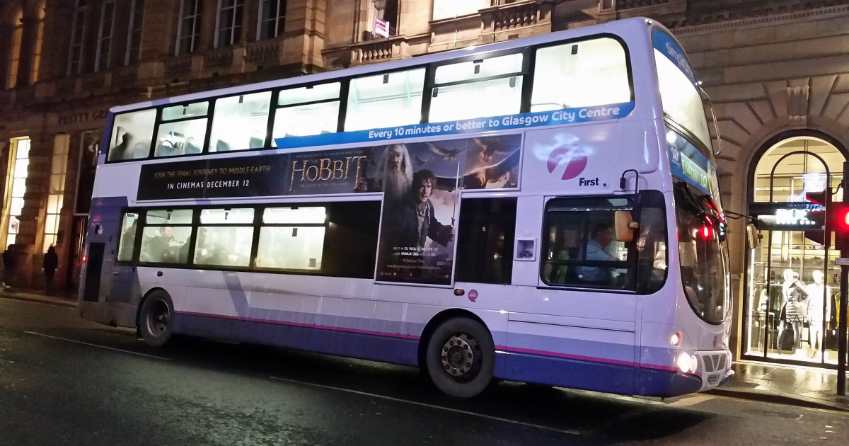 Glasgow Night Bus, amateur photography by michel, CC BY 2.0, via Wikimedia Commons